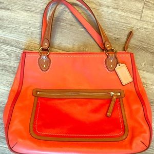 Like New Coach Vermillion 2 Tone Sun Orange Extra Large Leather bag